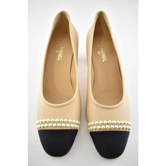 Chanel 20P Beige Lambskin Leather Black CC Pearl Sandal Low Block Heel Pump 37 - Picture 6 of 12